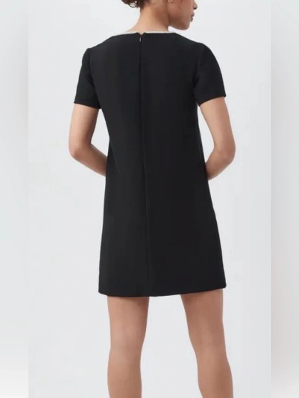 Trina Turk Little Black Cocktail Mini Dress with Sparkly Bow Size 6 EUC
